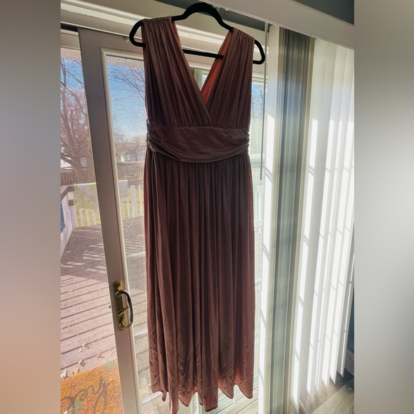 Floor length maternity dress | Champagne color| Size 32 - Picture 16 of 17